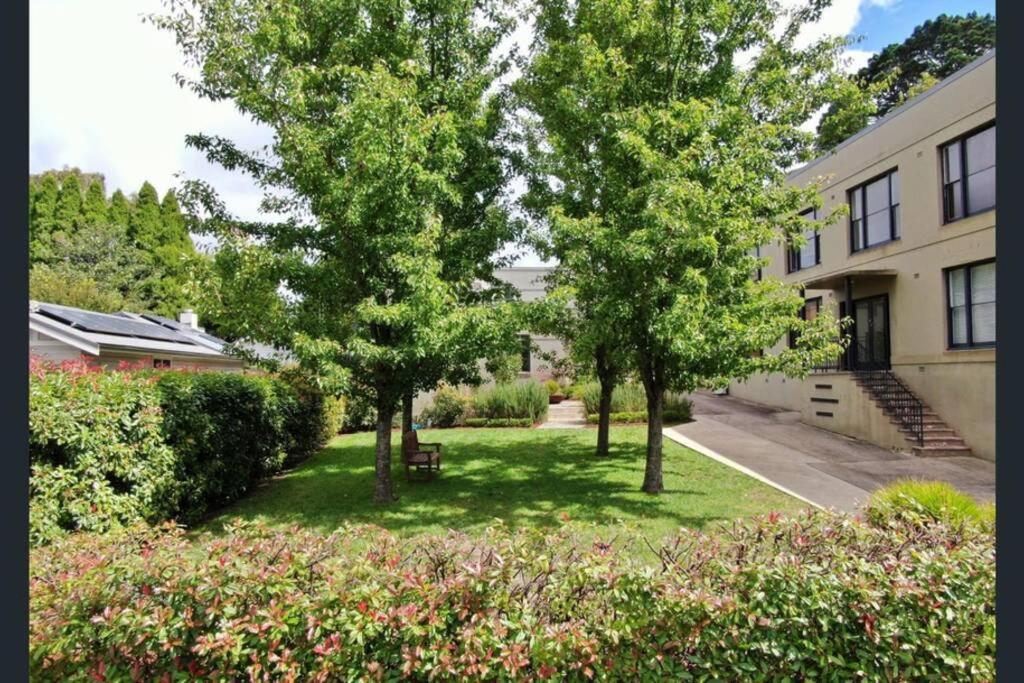 Апартаменты Leura Mall Townhouse Экстерьер фото